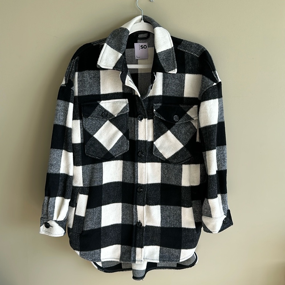 SO Flannel Button up oversized jacket Size Small